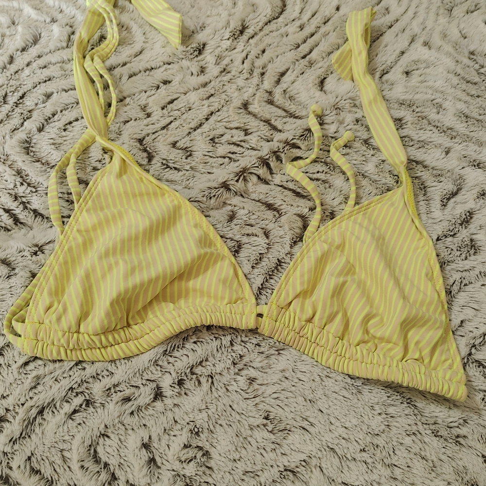 Gianni Bini Bikini Top size Large